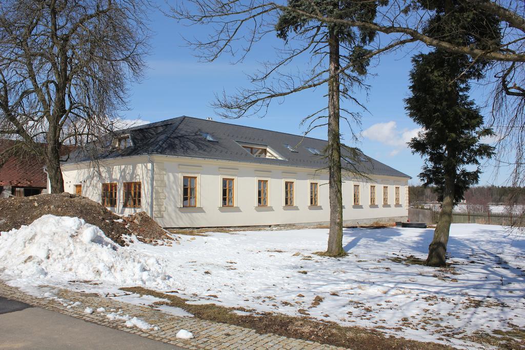 Bily Beranek Hotel Hladov Exterior photo